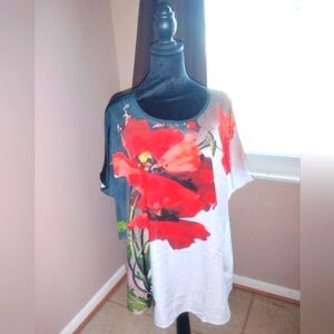 ♥️🤍🖤 NWOT Womens 2X Floral Top with Red Poppies Lightweight Spring Summer